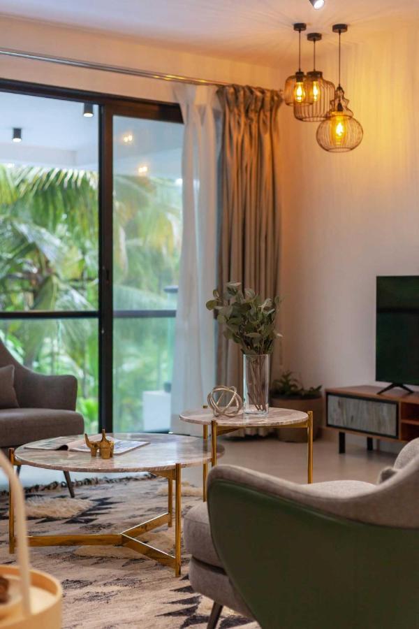Villa Sereno: Elegant Retreat with Pool, Jacuzzi, and Entertainment Alibag Exterior photo